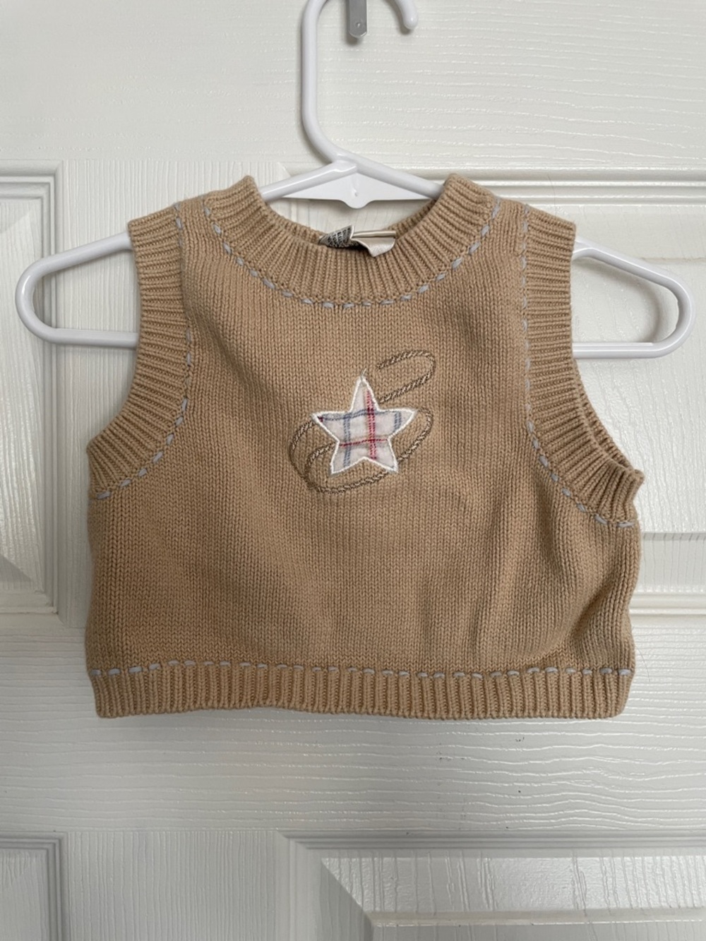 Laura Ashley Baby 0-3 Months Beige Knit Star Applique Cropped Sweater